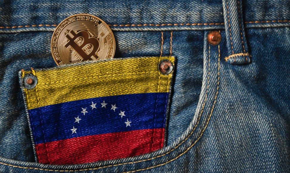 Κρυπτοδολική λύση για υπερπληθωρισμό στη Βενεζουέλα