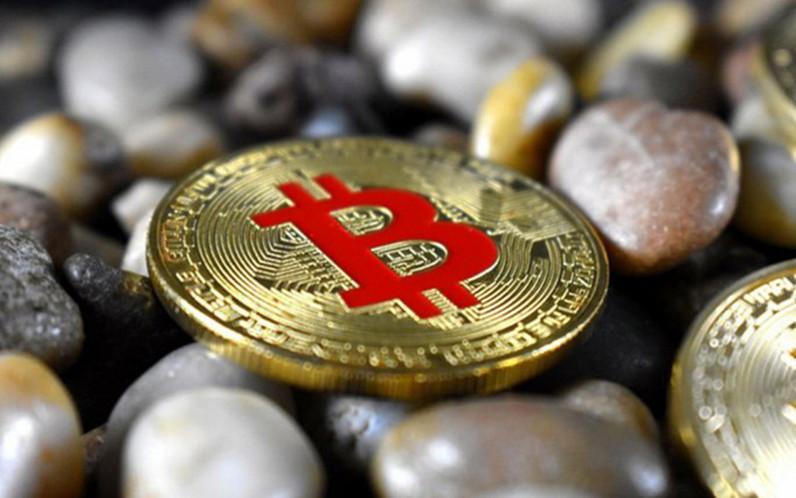 Bitcoin có khả năng cao quay về vùng 7.000 USD trong mùa hè này