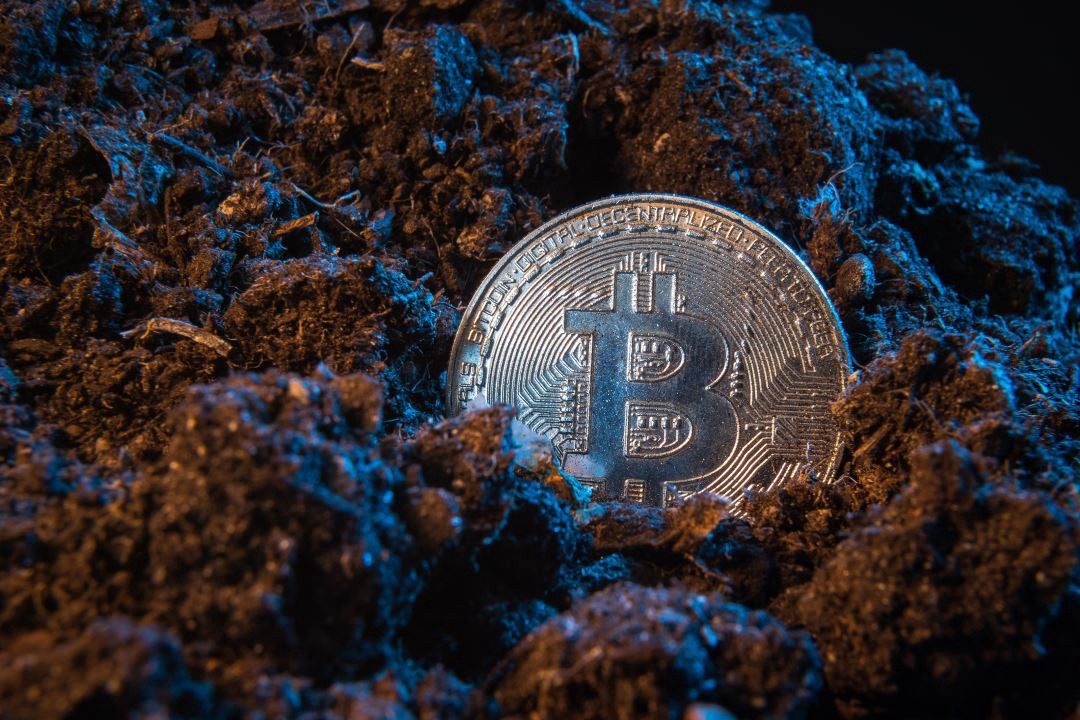 Hashrate bitcoin tăng vọt lên 120 EH/s, cuộc đua mới đang bắt đầu?