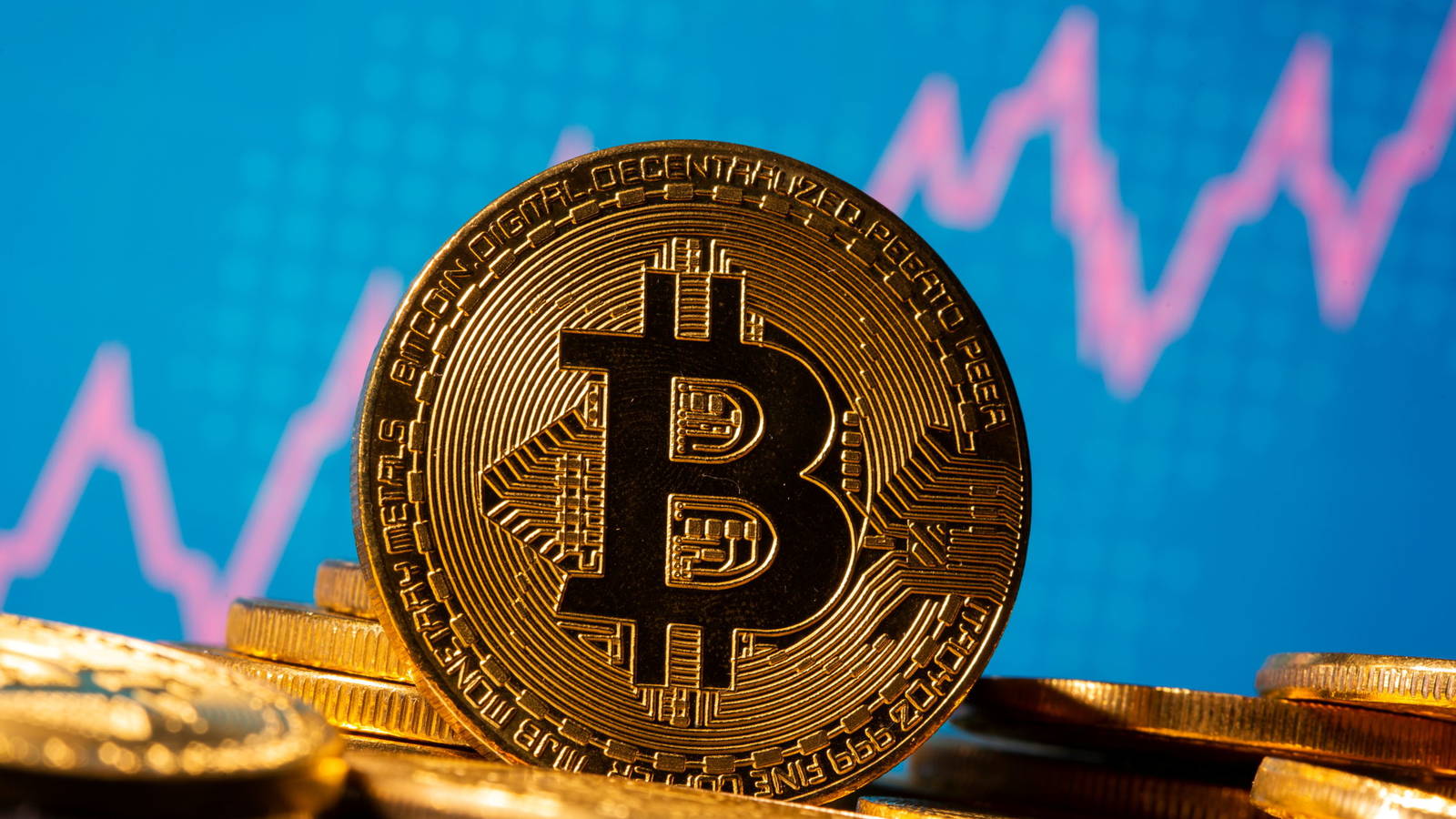 "Bitcoin đang đối diện với nhiều nguy cơ bán lớn"