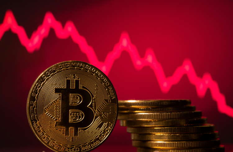 Η τιμή του Bitcoin φτάνει στο χαμηλό 90 ημερών
