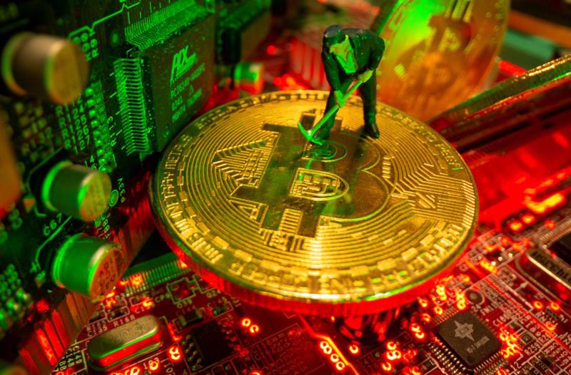 Doanh thu khai thác của các thợ đào Bitcoin giảm mạnh
