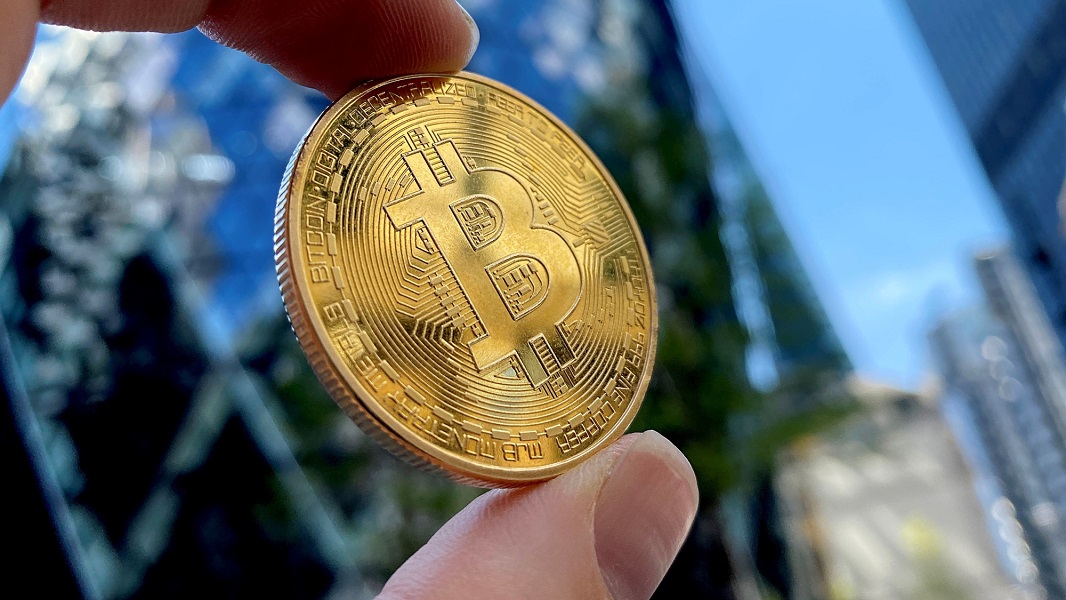 Lý do gì mà Bitcoin vẫn dao động dưới 50.000 USD?