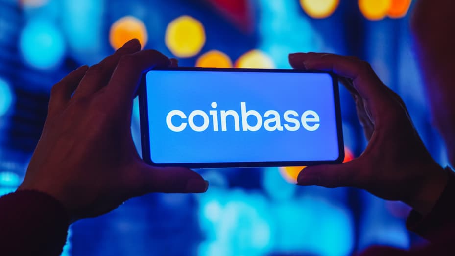 Coinbase hy vọng sẽ thu hồi được 240 triệu USD bị kẹt trong Ngân hàng Signature