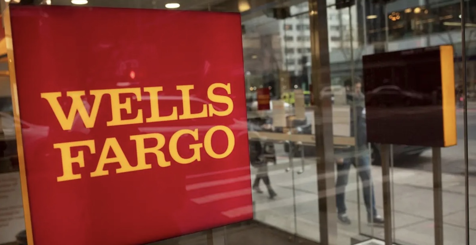 Wells Fargo dự báo giá vàng 2.200 USD/ounce vào năm 2024
